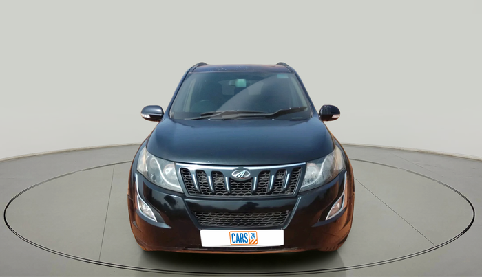 2016 Mahindra XUV500 W10 AT, Diesel, Automatic, 89,908 km, exterior