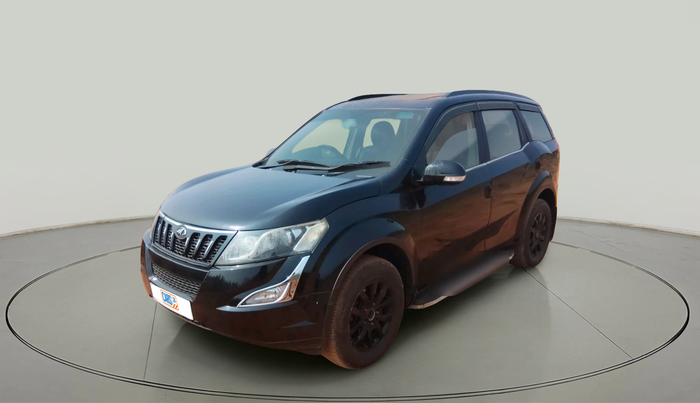 2016 Mahindra XUV500 W10 AT, Diesel, Automatic, 89,908 km, exterior