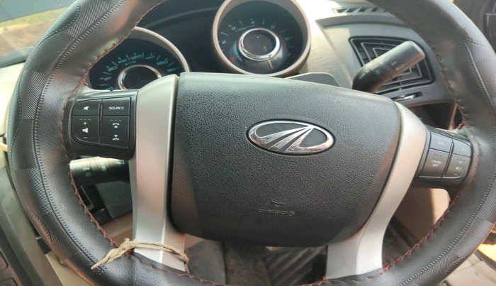 2016 Mahindra XUV500 W10 AT, Diesel, Automatic, 89,908 km, interior