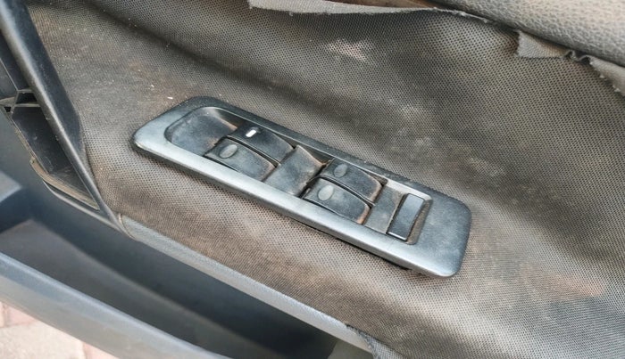 2011 Ford Fiesta EXI 1.4 DIESEL, Diesel, Manual, 2,29,242 km, interior