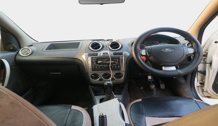 2011 Ford Fiesta EXI 1.4 DIESEL, Diesel, Manual, 2,29,242 km, interior