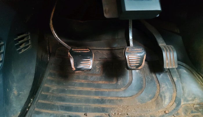 2011 Ford Fiesta EXI 1.4 DIESEL, Diesel, Manual, 2,29,242 km, interior