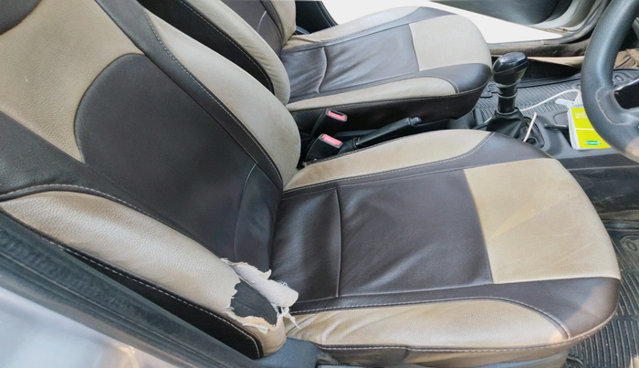 2016 Renault Kwid RXL, Petrol, Manual, 1,31,824 km, interior