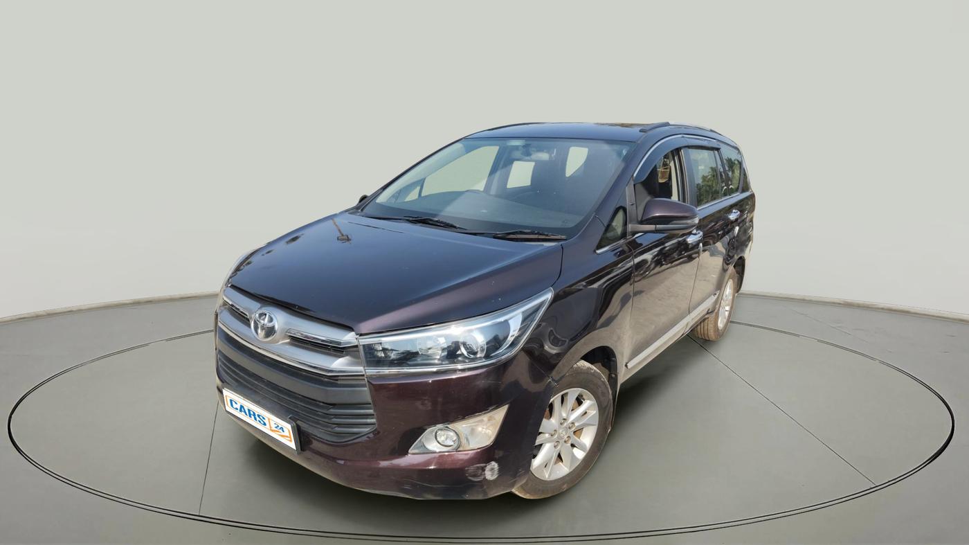 2020 Toyota Innova Crysta 2.4 VX 8 STR, Diesel, Manual, 1,47,331 km, exterior