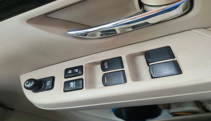 2021 Maruti Ertiga ZXI SHVS, Petrol, Manual, 45,919 km, interior