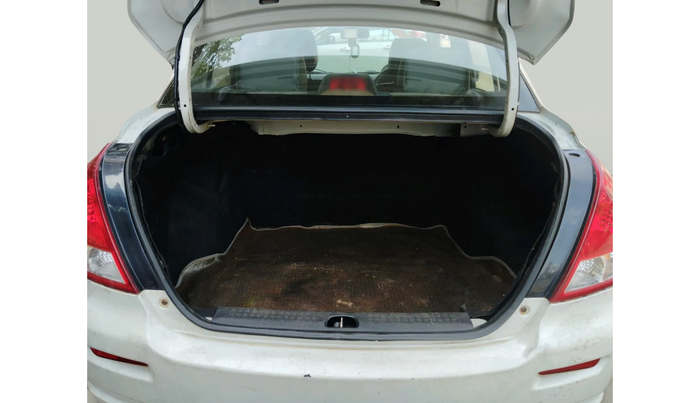 2011 Maruti Swift Dzire VXI, Petrol, Manual, 1,45,967 km, exterior