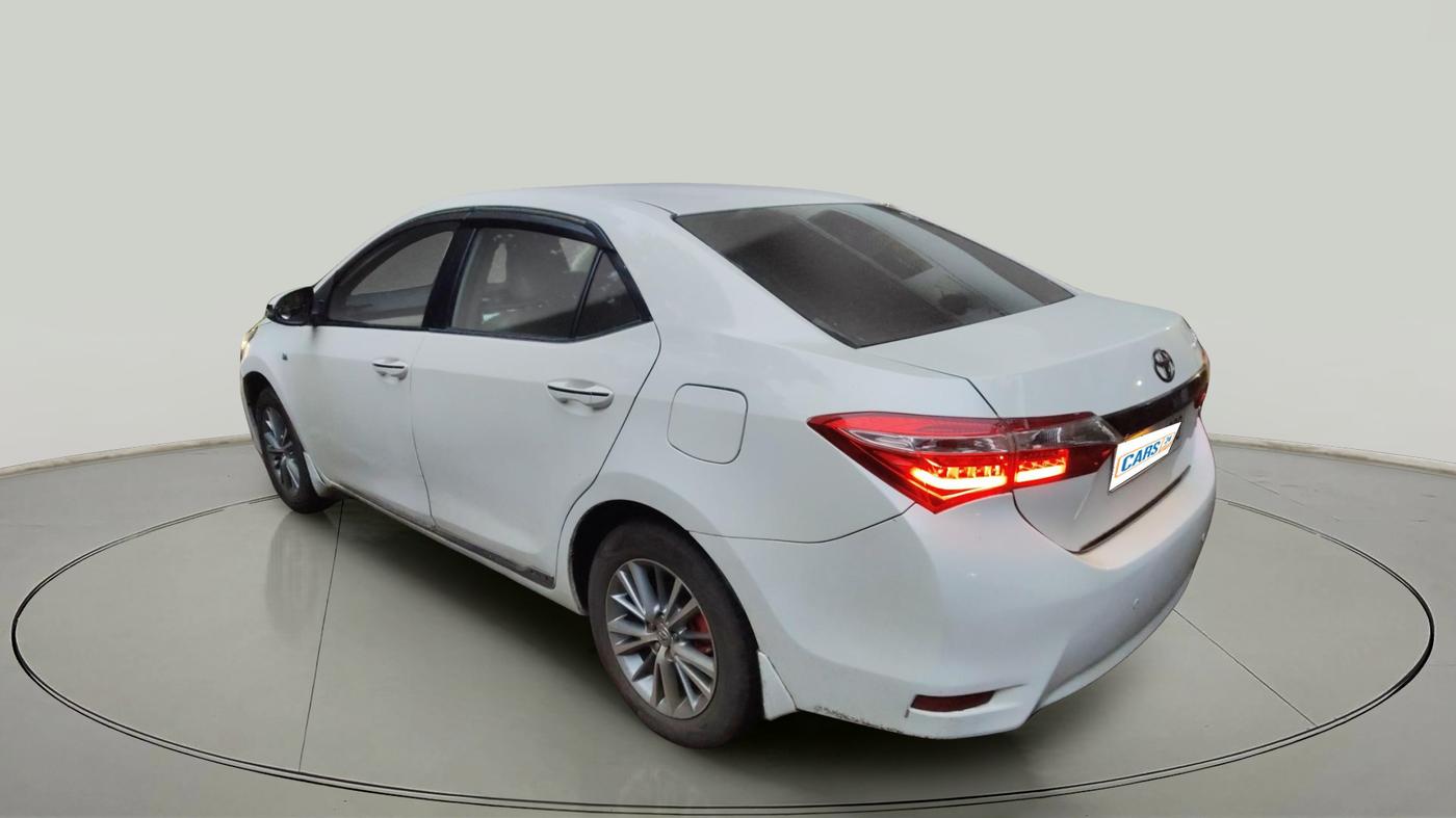 2015 Toyota Corolla Altis VL CVT PETROL, Petrol, Automatic, 1,27,967 km, exterior