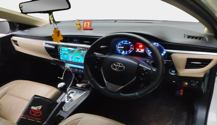 2015 Toyota Corolla Altis VL CVT PETROL, Petrol, Automatic, 1,27,967 km, interior