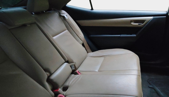 2015 Toyota Corolla Altis VL CVT PETROL, Petrol, Automatic, 1,27,967 km, interior