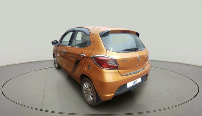 2017 Tata Tiago XZA PETROL, Petrol, Automatic, 1,01,198 km, exterior