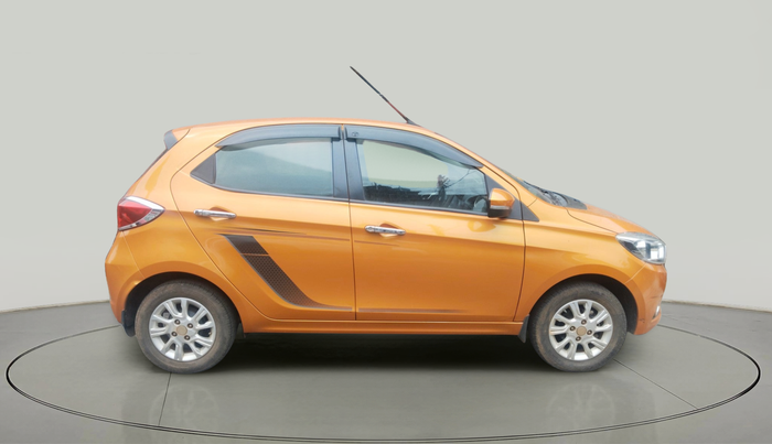 2017 Tata Tiago XZA PETROL, Petrol, Automatic, 1,01,198 km, exterior