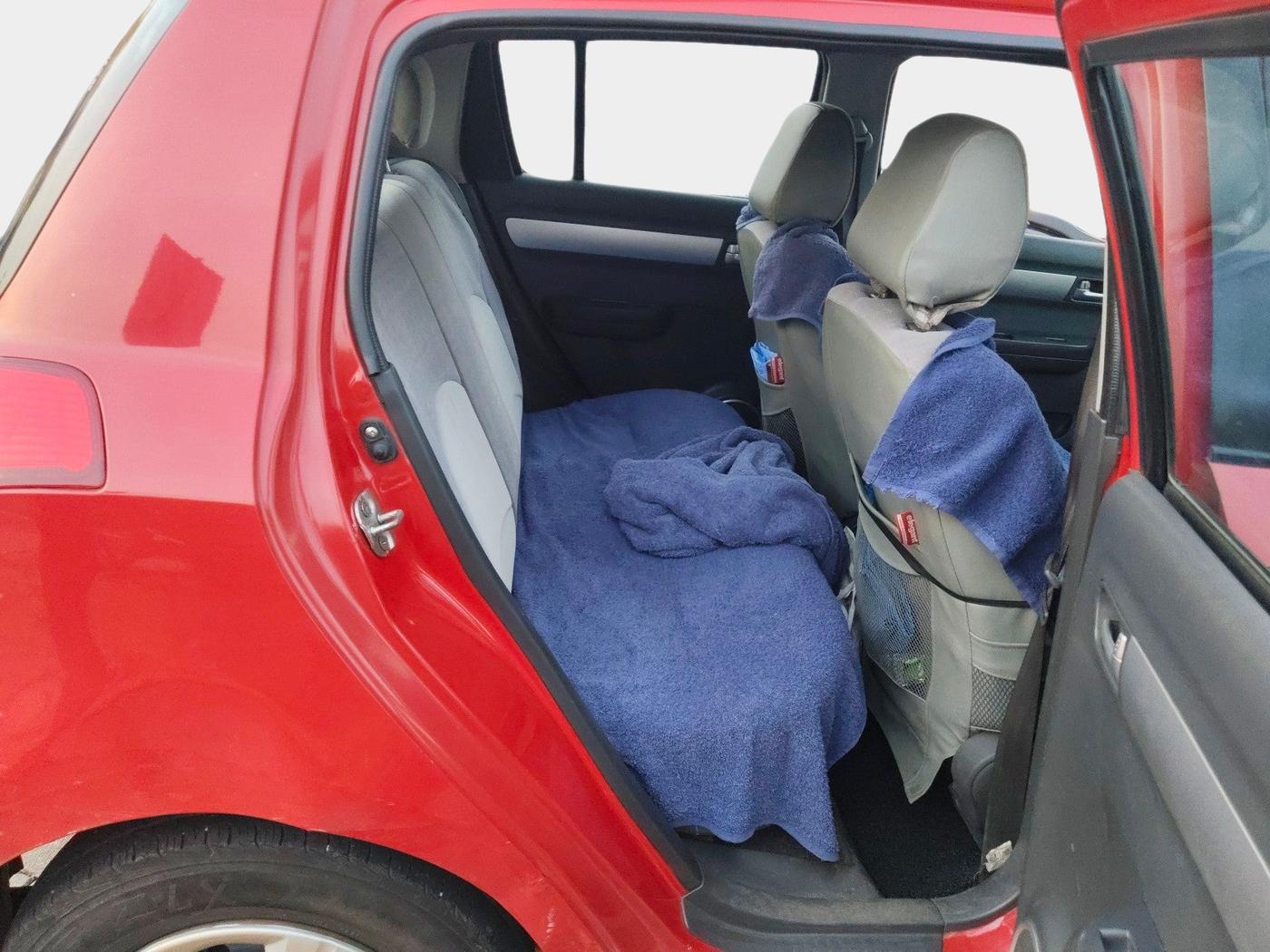 2010 Maruti Swift VXI, Petrol, Manual, 91,803 km, interior
