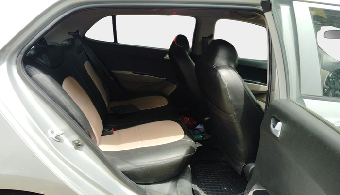 2016 Hyundai Grand i10 SPORTZ 1.2 KAPPA VTVT, Petrol, Manual, 45,514 km, interior