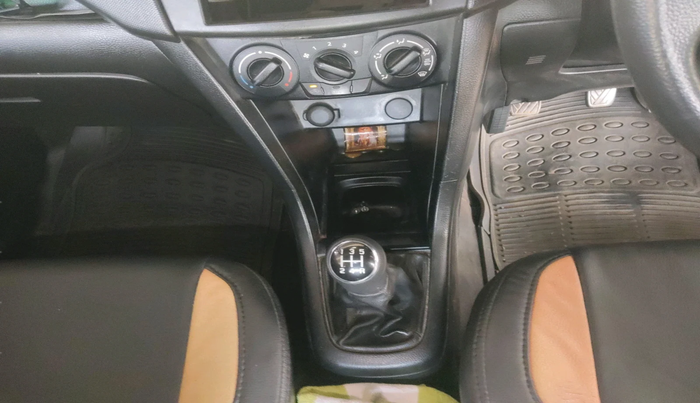 2012 Maruti Swift VDI, Diesel, Manual, 1,30,975 km, interior