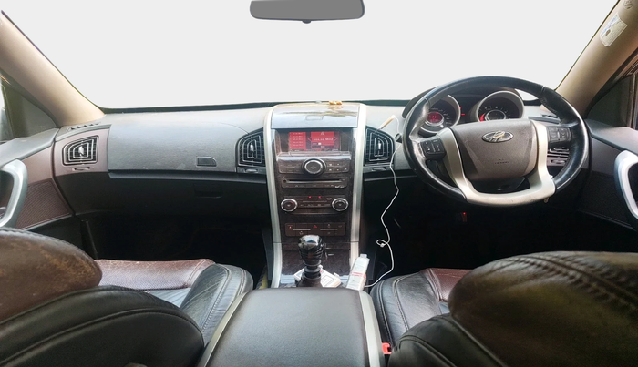 2013 Mahindra XUV500 W8, Diesel, Manual, 1,07,766 km, interior