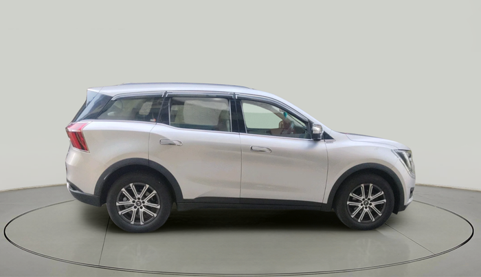 2022 Mahindra XUV700 AX 7 LUXURY P AT 7 STR, Petrol, Automatic, 46,752 km, exterior