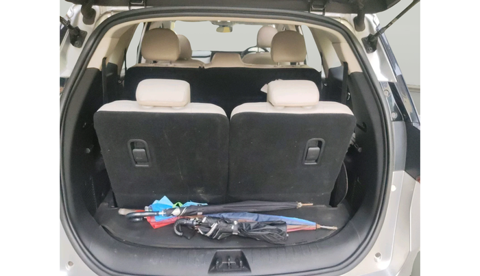 2022 Mahindra XUV700 AX 7 LUXURY P AT 7 STR, Petrol, Automatic, 46,752 km, exterior