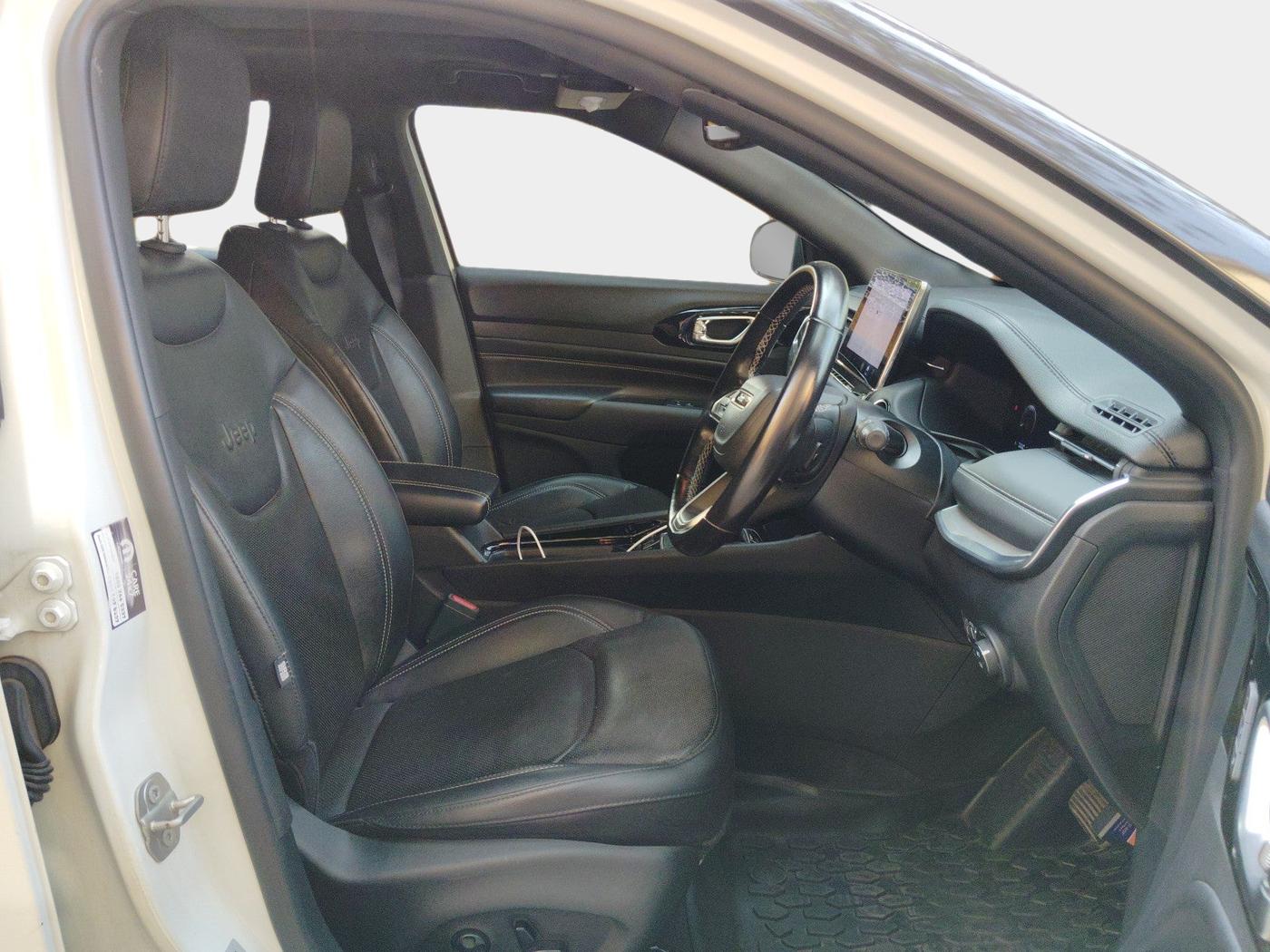 2022 Jeep Compass MODEL S (O) 1.4 PETROL DCT, Petrol, Automatic, 33,532 km, interior