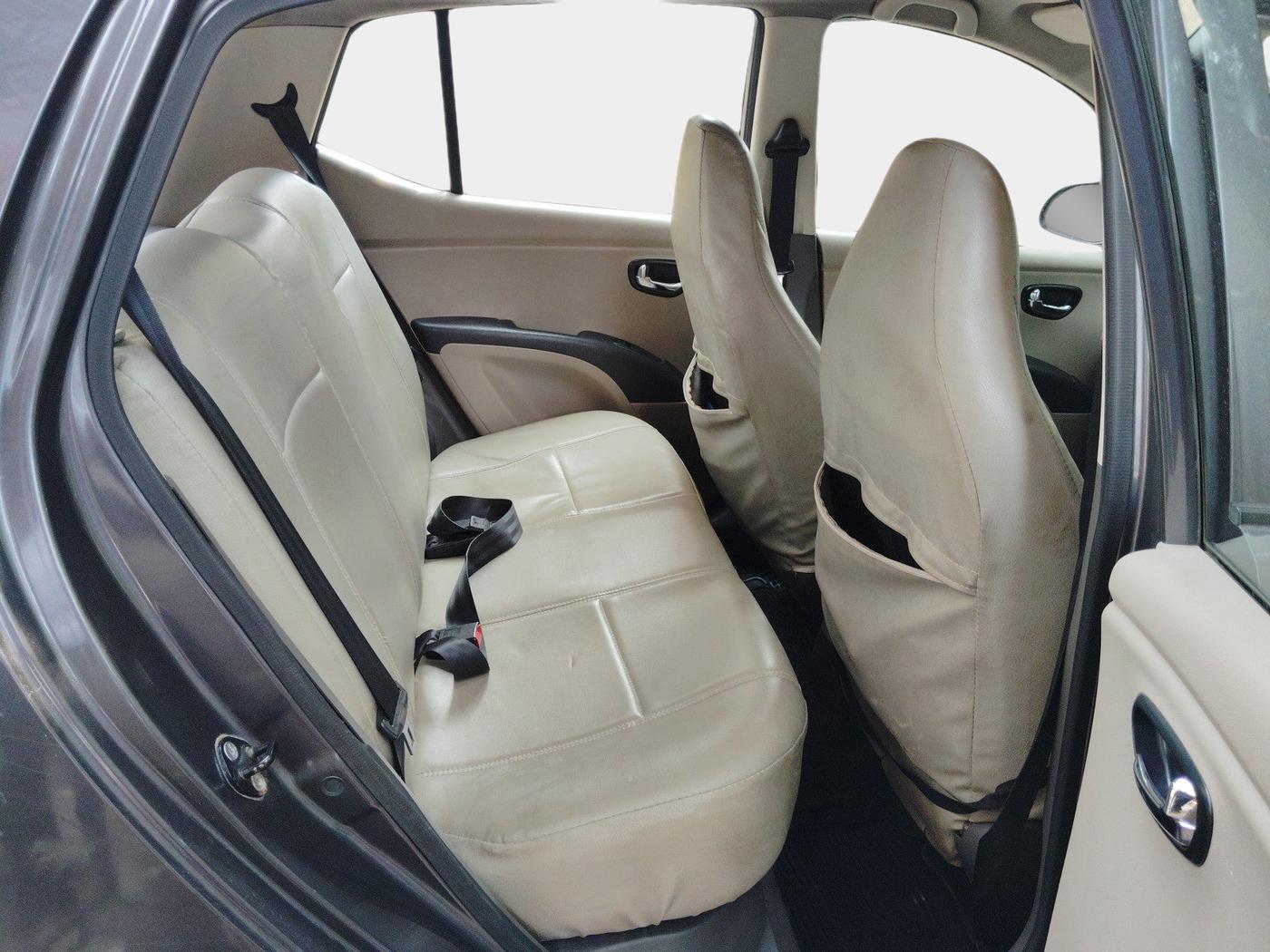 2013 Hyundai i10 MAGNA 1.2, Petrol, Manual, 92,535 km, interior