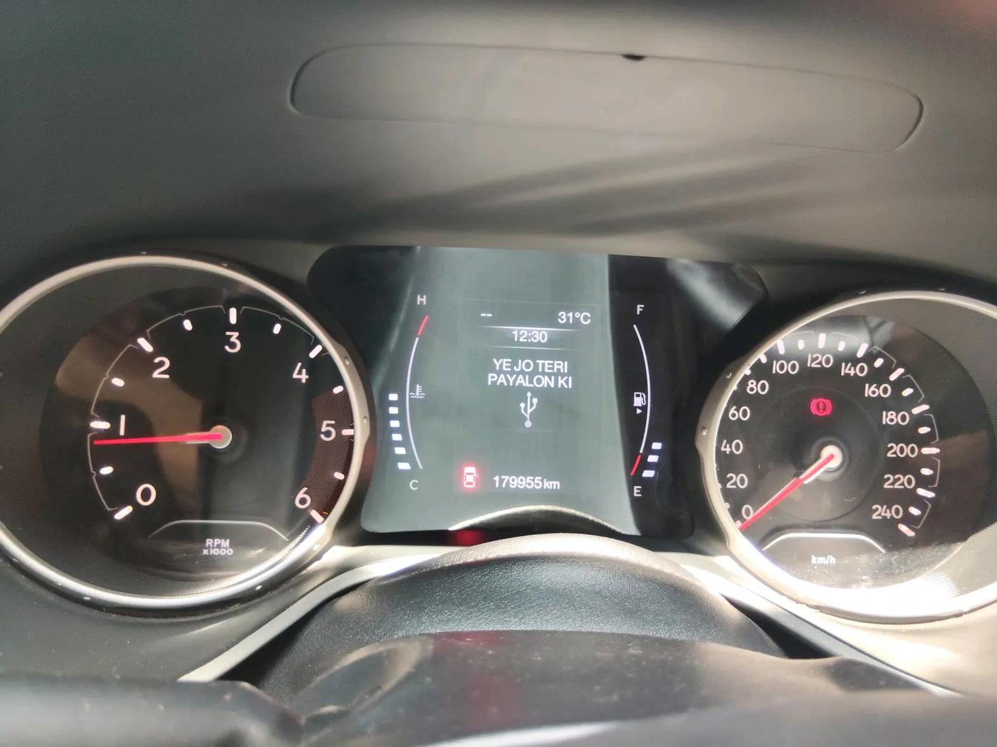2018 Jeep Compass LIMITED (O) 2.0 DIESEL, Diesel, Manual, 1,79,955 km, interior