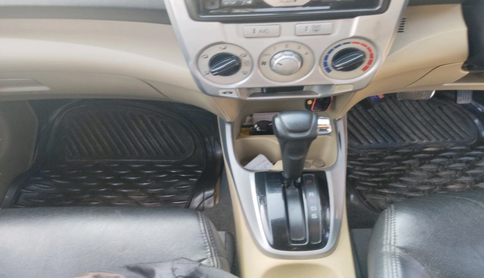 2011 Honda City 1.5L I-VTEC V AT, Petrol, Automatic, 73,069 km, interior