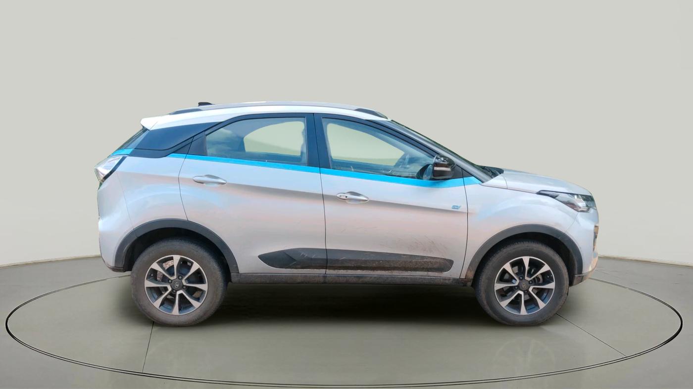 2020 Tata NEXON EV XZ PLUS LUX, Electric, Automatic, 1,17,515 km, exterior