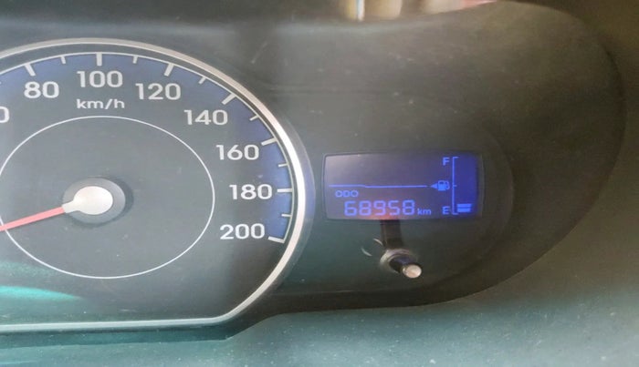 2011 Hyundai i10 MAGNA 1.2, Petrol, Manual, 68,958 km, interior