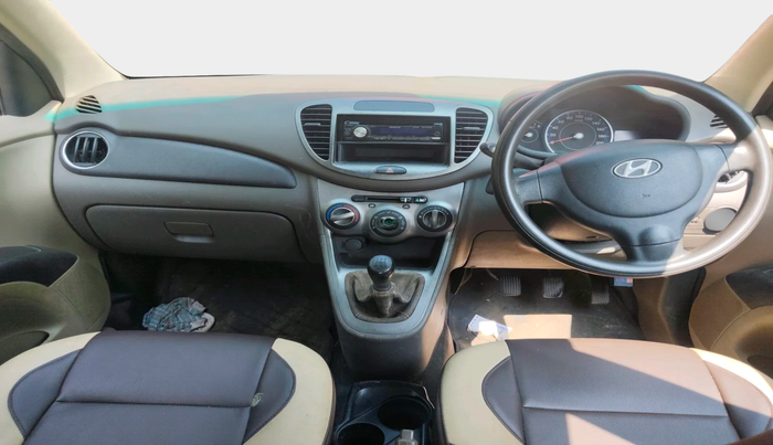 2011 Hyundai i10 MAGNA 1.2, Petrol, Manual, 68,958 km, interior