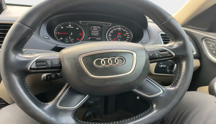 2017 Audi Q3 30 TDI PREMIUM PLUS, Diesel, Automatic, 1,29,745 km, interior