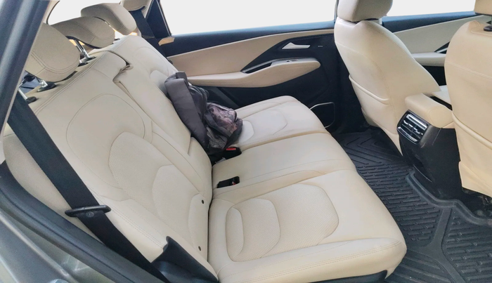 2023 MG HECTOR SHARP 1.5 PETROL CVT, Petrol, Automatic, 14,129 km, interior