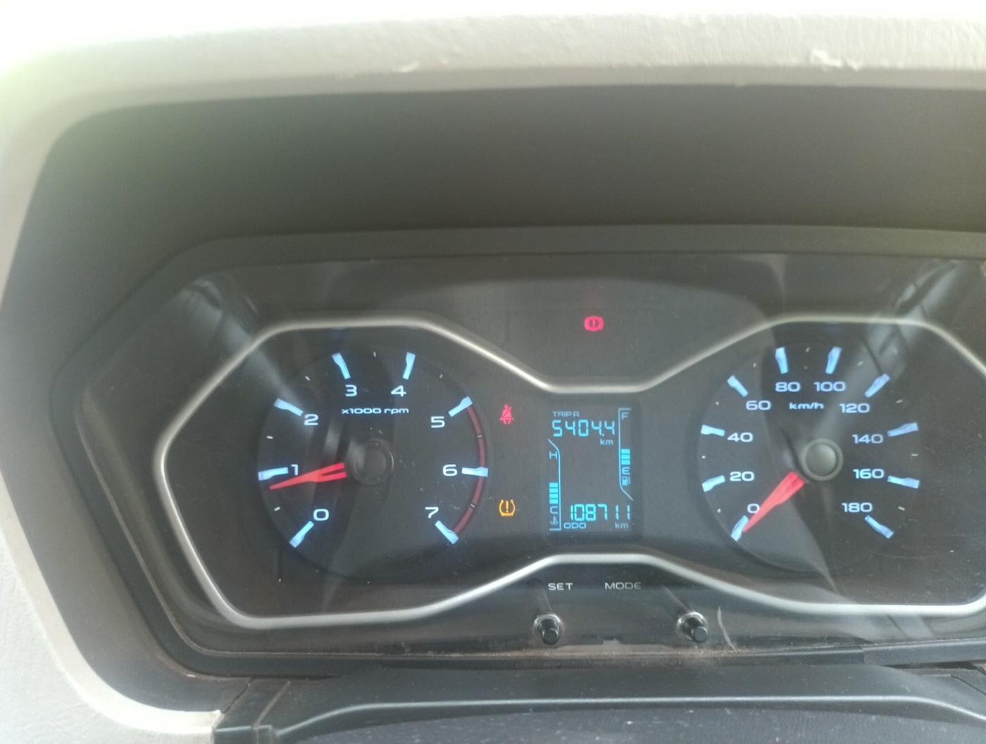 2016 Mahindra Scorpio S10, Diesel, Manual, 1,08,711 km, interior