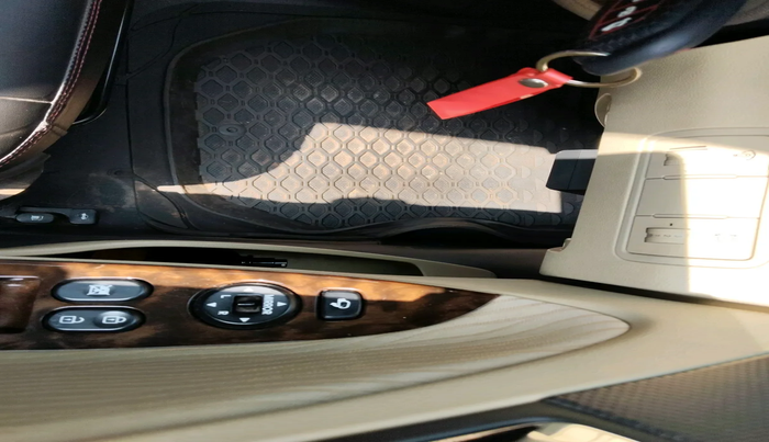 2013 Hyundai Verna FLUIDIC 1.6 VTVT SX, Petrol, Manual, 59,943 km, interior