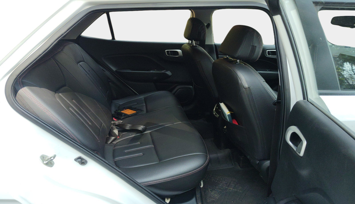 2019 Hyundai VENUE SX PLUS 1.0 TURBO DCT, Petrol, Automatic, 1,16,590 km, interior