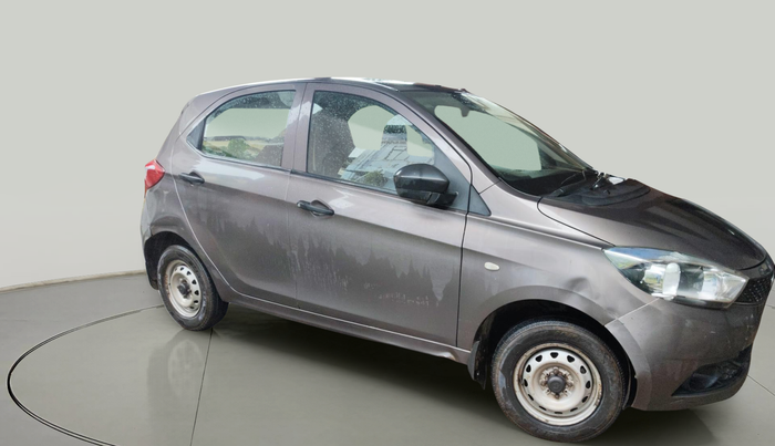 2017 Tata Tiago XE PETROL, Petrol, Manual, 1,25,828 km, exterior