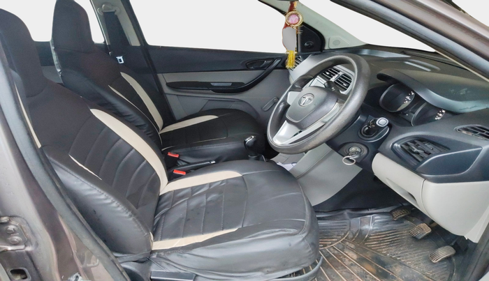 2017 Tata Tiago XE PETROL, Petrol, Manual, 1,25,828 km, interior