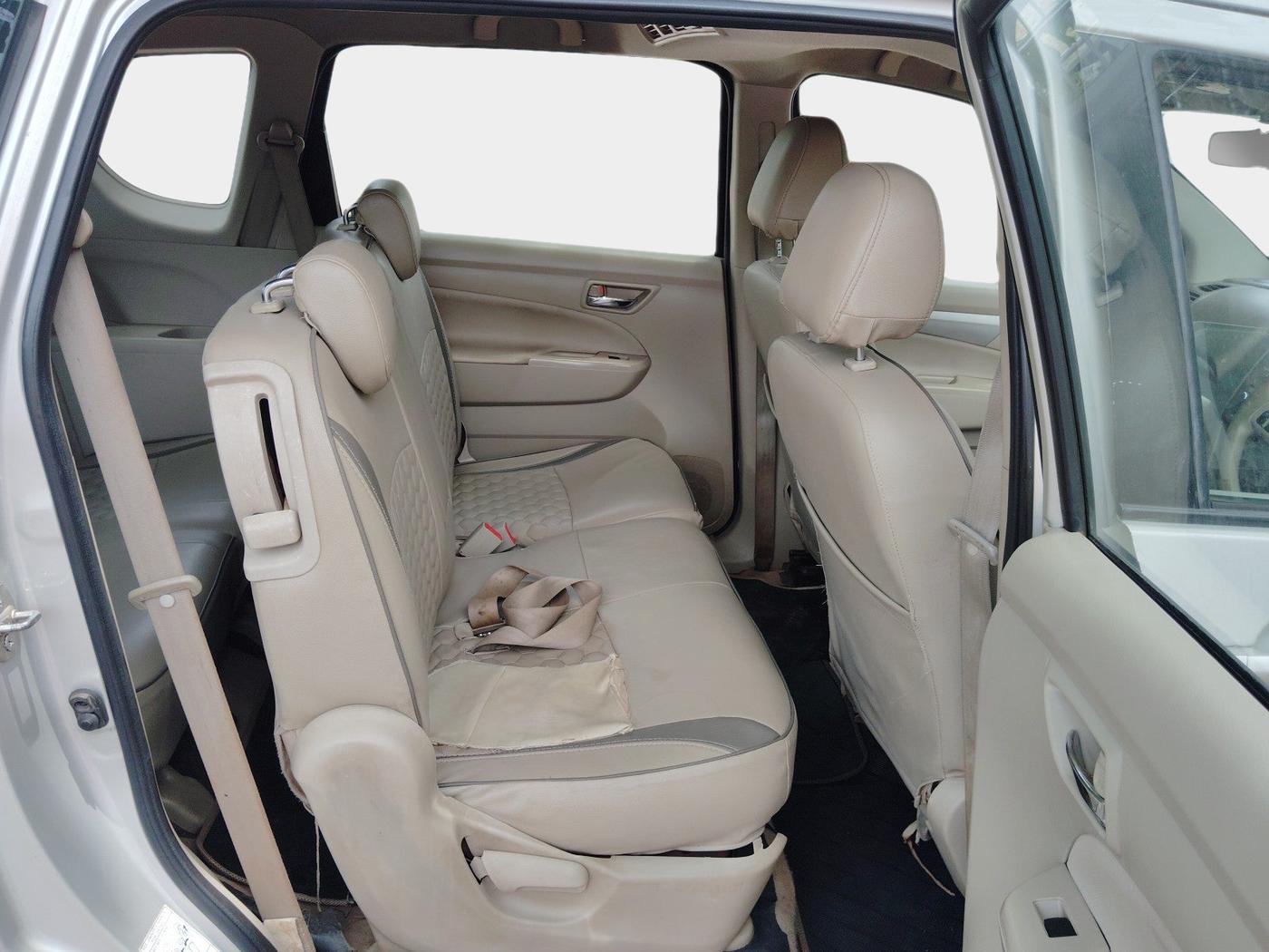 2017 Maruti Ertiga VXI, Petrol, Manual, 96,241 km, interior