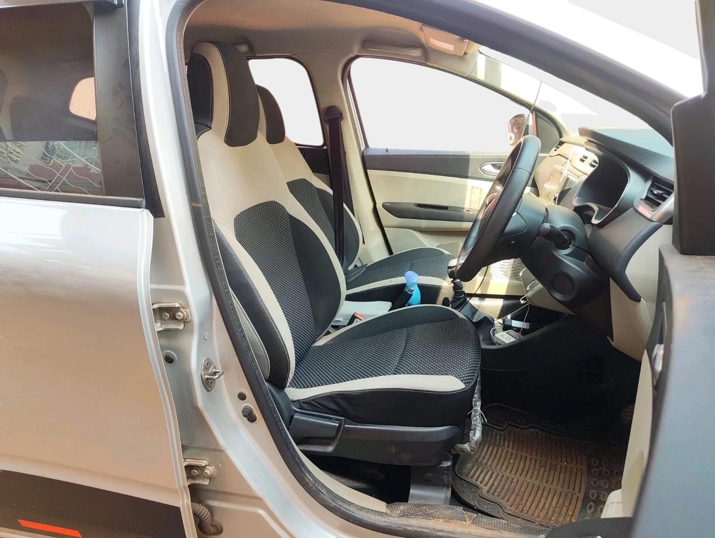 2019 Renault TRIBER RXZ, Petrol, Manual, 36,770 km, interior