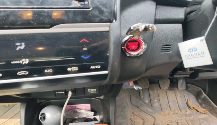 2018 Honda WR-V 1.5L I-DTEC VX MT, Diesel, Manual, 1,34,272 km, interior