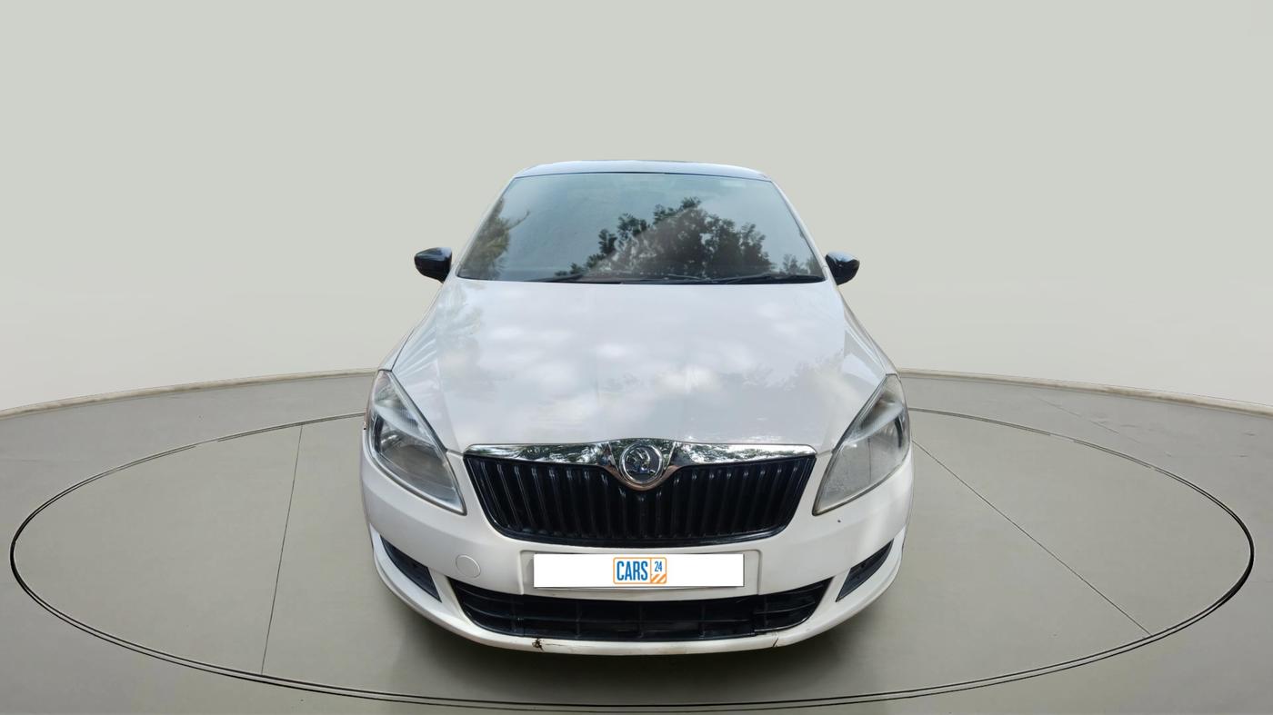 2016 Skoda Rapid 1.6 MPI ACTIVE, Petrol, Manual, 1,25,213 km, exterior