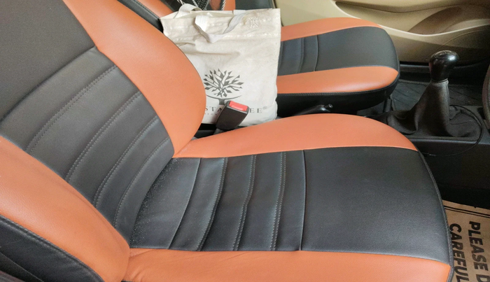 2014 Hyundai Eon ERA +, Petrol, Manual, 1,14,444 km, interior