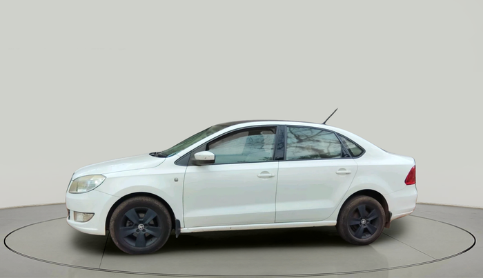 2012 Skoda Rapid AMBITION 1.6 TDI CR MT, Diesel, Manual, 1,73,513 km, exterior