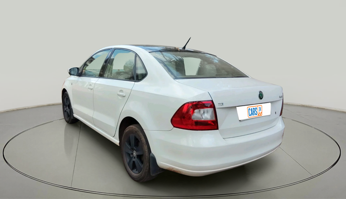 2012 Skoda Rapid AMBITION 1.6 TDI CR MT, Diesel, Manual, 1,73,513 km, exterior