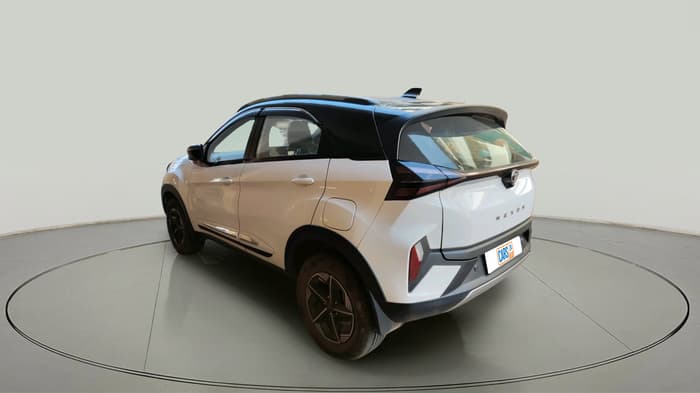 2023 Tata NEXON FEARLESS SUNROOF DUAL TONE 1.2 PETROL, Petrol, Manual, 26,000 km, exterior