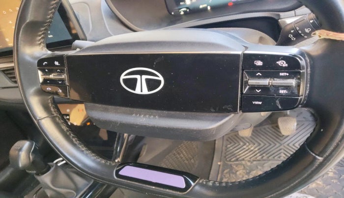 2023 Tata NEXON FEARLESS SUNROOF DUAL TONE 1.2 PETROL, Petrol, Manual, 25,966 km, interior