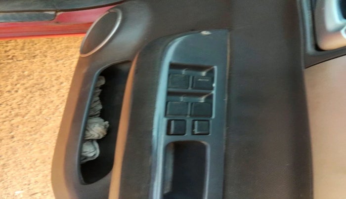 2010 Maruti Swift VXI, Petrol, Manual, 57,736 km, interior