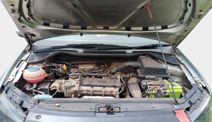 2013 Volkswagen Polo HIGHLINE1.2L, Petrol, Manual, 92,193 km, exterior