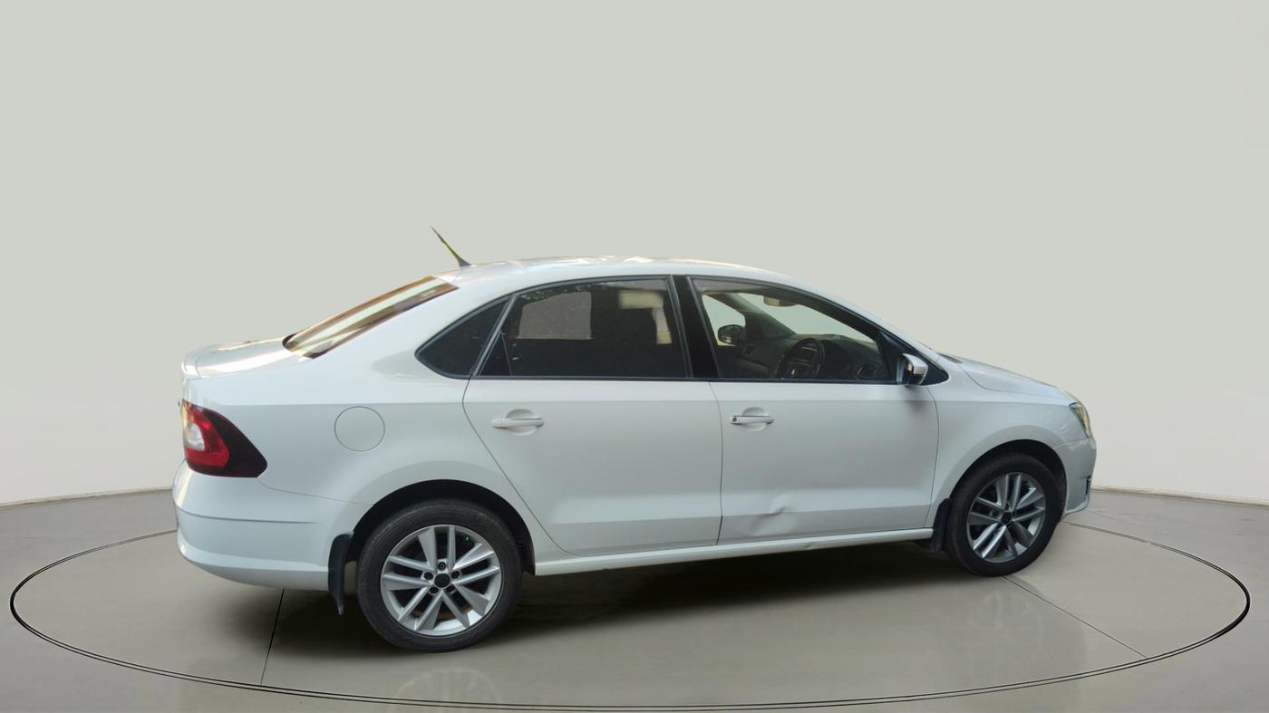 2018 Skoda Rapid STYLE 1.6 MPI AT, Petrol, Automatic, 53,236 km, exterior