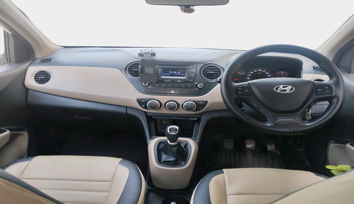 2014 Hyundai Xcent S (O) 1.2, Petrol, Manual, 80,431 km, interior