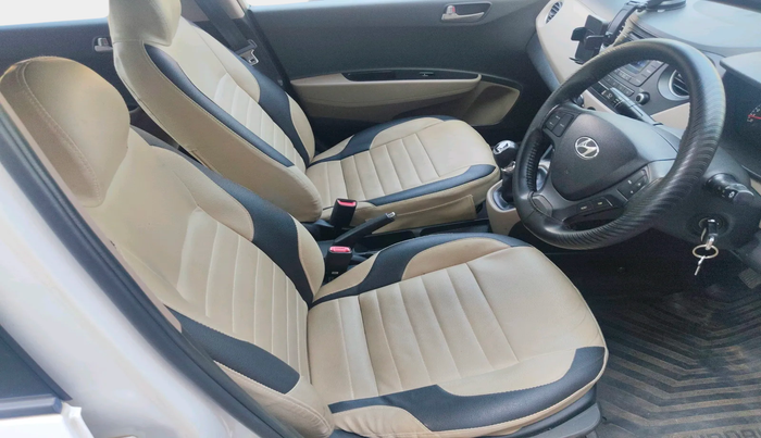 2014 Hyundai Xcent S (O) 1.2, Petrol, Manual, 80,431 km, interior