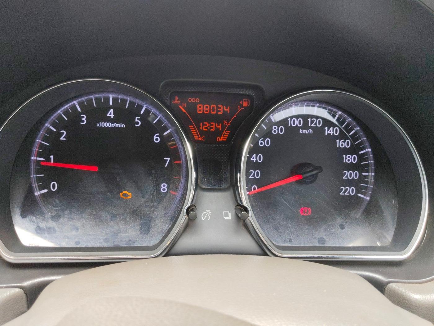 2011 Nissan Sunny XV PETROL, Petrol, Manual, 88,034 km, interior